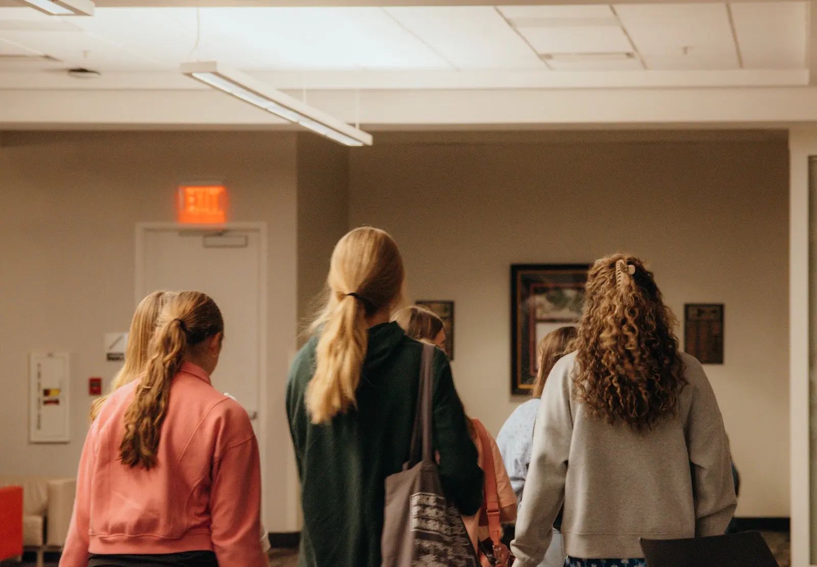 First-year students arriving at Freshmen Fellowship
