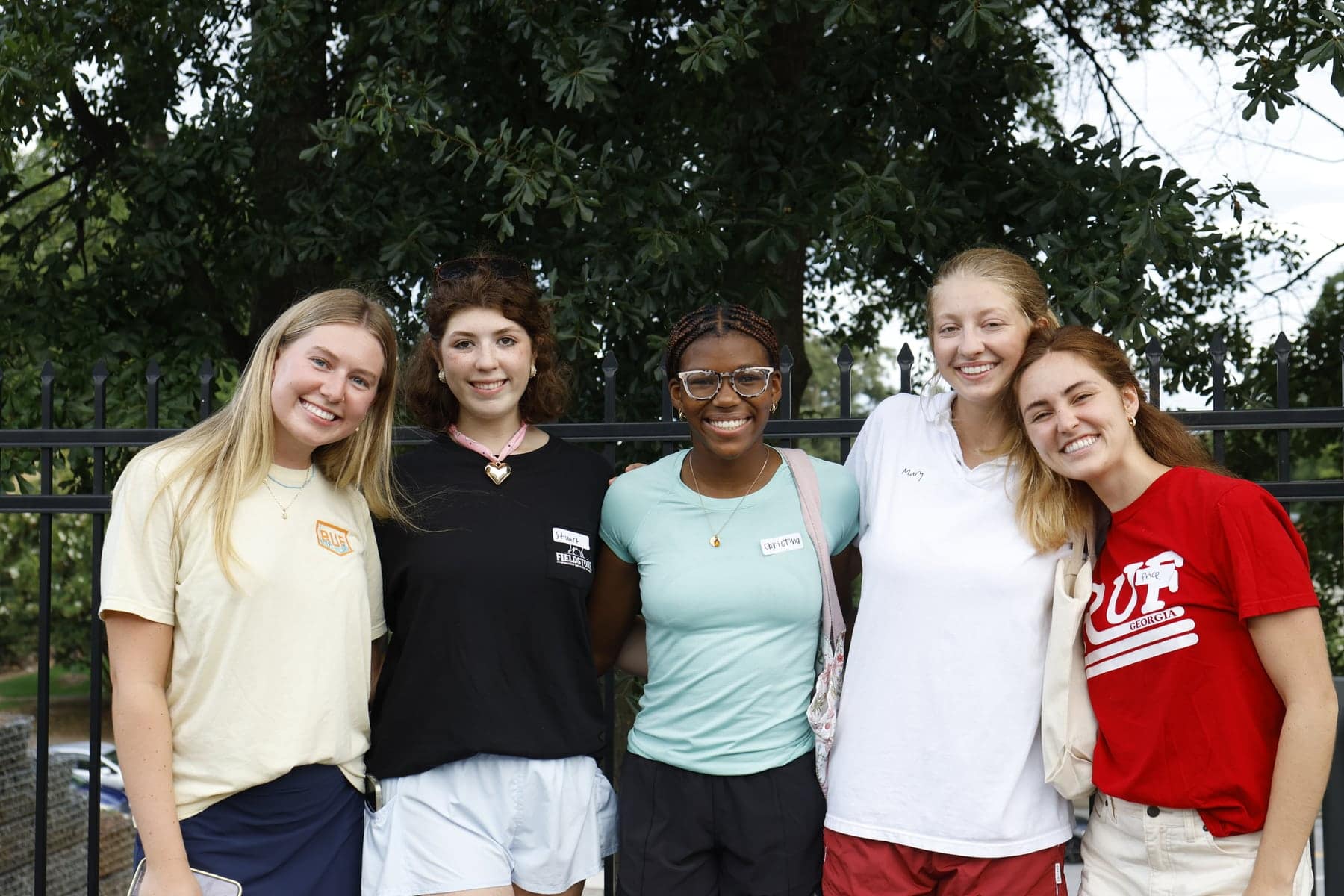 Five freshmen meeting one another during Welcome Week